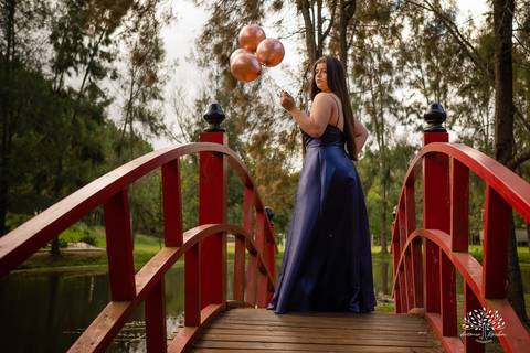 Julia Insaurriaga – Julia 15 Anos – Ensaio – Ensaio Debutante – Chácara da Família Fiss – Debutante – Campo – Felicidade – Chimarrão – Fotografia de Família – Debutante – Pôr do Sol – Vestido – Azul – Antonio Rocha Fotografias – Pelotas – Linda – Viver'