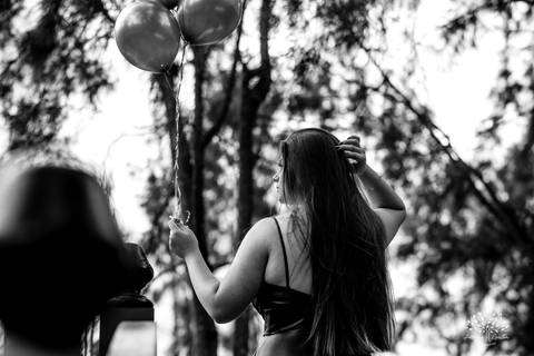 Julia Insaurriaga – Julia 15 Anos – Ensaio – Ensaio Debutante – Chácara da Família Fiss – Debutante – Campo – Felicidade – Chimarrão – Fotografia de Família – Debutante – Pôr do Sol – Vestido – Azul – Antonio Rocha Fotografias – Pelotas – Linda – Viver'