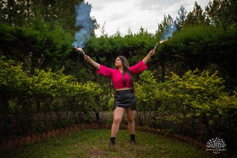 Julia Insaurriaga – Julia 15 Anos – Ensaio – Ensaio Debutante – Chácara da Família Fiss – Debutante – Campo – Felicidade – Chimarrão – Fotografia de Família – Debutante – Pôr do Sol – Vestido – Azul – Antonio Rocha Fotografias – Pelotas – Linda – Viver'