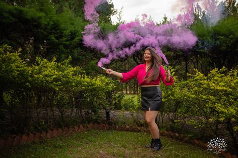 Julia Insaurriaga – Julia 15 Anos – Ensaio – Ensaio Debutante – Chácara da Família Fiss – Debutante – Campo – Felicidade – Chimarrão – Fotografia de Família – Debutante – Pôr do Sol – Vestido – Azul – Antonio Rocha Fotografias – Pelotas – Linda – Viver'