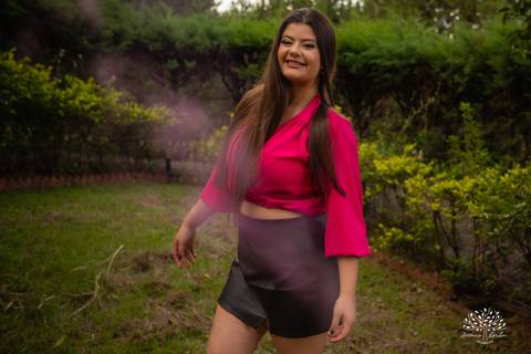 Julia Insaurriaga – Julia 15 Anos – Ensaio – Ensaio Debutante – Chácara da Família Fiss – Debutante – Campo – Felicidade – Chimarrão – Fotografia de Família – Debutante – Pôr do Sol – Vestido – Azul – Antonio Rocha Fotografias – Pelotas – Linda – Viver'