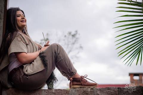 Julia Insaurriaga – Julia 15 Anos – Ensaio – Ensaio Debutante – Chácara da Família Fiss – Debutante – Campo – Felicidade – Chimarrão – Fotografia de Família – Debutante – Pôr do Sol – Vestido – Azul – Antonio Rocha Fotografias – Pelotas – Linda – Viver'