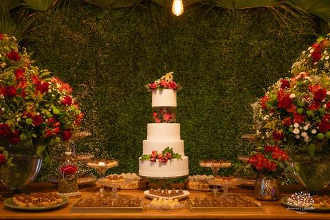 Julia – Júlia 15 Anos – Festa – Festa Debutante – Dom Manuel Quinta de Eventos – Debutante – Campo – Felicidade – Sardas – Fotografia de Família – Debutante – Pôr do Sol – Felicidade – Dourado – Antonio Rocha Fotografias – Pelotas – Quinze Anos – Alegria'