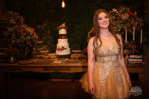 Julia – Júlia 15 Anos – Festa – Festa Debutante – Dom Manuel Quinta de Eventos – Debutante – Campo – Felicidade – Sardas – Fotografia de Família – Debutante – Pôr do Sol – Felicidade – Dourado – Antonio Rocha Fotografias – Pelotas – Quinze Anos – Alegria'