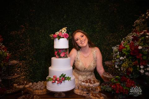 Julia – Júlia 15 Anos – Festa – Festa Debutante – Dom Manuel Quinta de Eventos – Debutante – Campo – Felicidade – Sardas – Fotografia de Família – Debutante – Pôr do Sol – Felicidade – Dourado – Antonio Rocha Fotografias – Pelotas – Quinze Anos – Alegria'