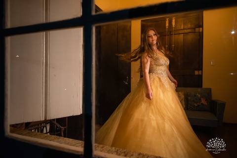 Julia – Júlia 15 Anos – Festa – Festa Debutante – Dom Manuel Quinta de Eventos – Debutante – Campo – Felicidade – Sardas – Fotografia de Família – Debutante – Pôr do Sol – Felicidade – Dourado – Antonio Rocha Fotografias – Pelotas – Quinze Anos – Alegria'