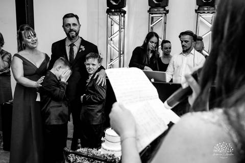 Julia – Júlia 15 Anos – Festa – Festa Debutante – Dom Manuel Quinta de Eventos – Debutante – Campo – Felicidade – Sardas – Fotografia de Família – Debutante – Pôr do Sol – Felicidade – Dourado – Antonio Rocha Fotografias – Pelotas – Quinze Anos – Alegria'