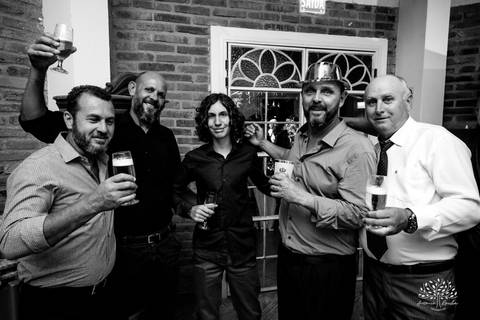 Julia – Júlia 15 Anos – Festa – Festa Debutante – Dom Manuel Quinta de Eventos – Debutante – Campo – Felicidade – Sardas – Fotografia de Família – Debutante – Pôr do Sol – Felicidade – Dourado – Antonio Rocha Fotografias – Pelotas – Quinze Anos – Alegria'