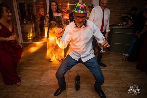 Julia – Júlia 15 Anos – Festa – Festa Debutante – Dom Manuel Quinta de Eventos – Debutante – Campo – Felicidade – Sardas – Fotografia de Família – Debutante – Pôr do Sol – Felicidade – Dourado – Antonio Rocha Fotografias – Pelotas – Quinze Anos – Alegria'