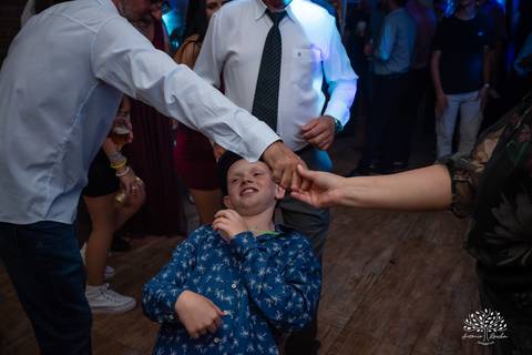 Julia – Júlia 15 Anos – Festa – Festa Debutante – Dom Manuel Quinta de Eventos – Debutante – Campo – Felicidade – Sardas – Fotografia de Família – Debutante – Pôr do Sol – Felicidade – Dourado – Antonio Rocha Fotografias – Pelotas – Quinze Anos – Alegria'