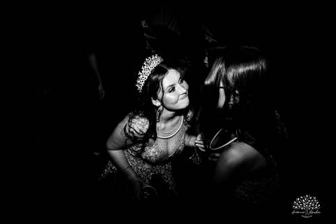Julia – Júlia 15 Anos – Festa – Festa Debutante – Dom Manuel Quinta de Eventos – Debutante – Campo – Felicidade – Sardas – Fotografia de Família – Debutante – Pôr do Sol – Felicidade – Dourado – Antonio Rocha Fotografias – Pelotas – Quinze Anos – Alegria'