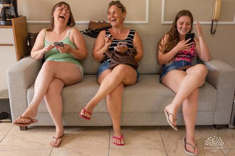 Julia – Júlia 15 Anos – Festa – Festa Debutante – Dom Manuel Quinta de Eventos – Debutante – Campo – Felicidade – Sardas – Fotografia de Família – Debutante – Pôr do Sol – Felicidade – Dourado – Antonio Rocha Fotografias – Pelotas – Quinze Anos – Alegria'