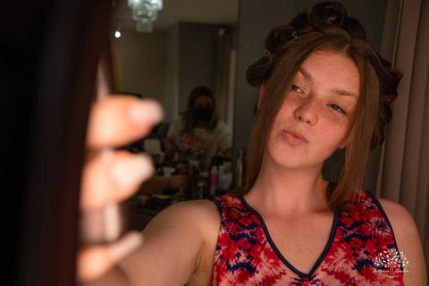 Julia – Júlia 15 Anos – Festa – Festa Debutante – Dom Manuel Quinta de Eventos – Debutante – Campo – Felicidade – Sardas – Fotografia de Família – Debutante – Pôr do Sol – Felicidade – Dourado – Antonio Rocha Fotografias – Pelotas – Quinze Anos – Alegria'