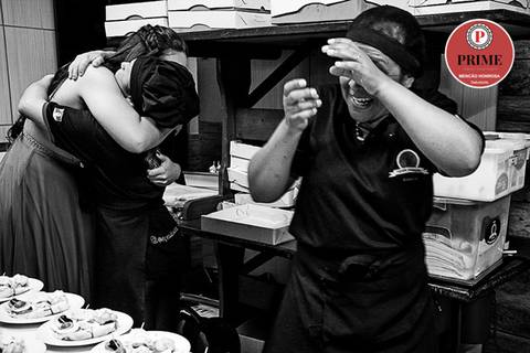 Lívia – Lívia 15 Anos – Ensaio – Ensaio Debutante – Casa da Amizade – Debutante – Campo – Felicidade – Associação Rural de Pelotas – Azul – Fotografia de Família – Debutante – Cantora – Vestido – Lacrou – Antonio Rocha Fotografias – Pelotas – Linda'