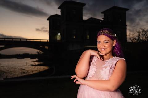 •	Eduarda Leão – Duda - 15 anos -Ensaio pré-festa – Pelotas -Parque Uma - Las Acácias - Sorriso contagiante - debutantes - Making of - Ponte Jaguarão-Rio Branco - AABB de Jaguarão - Festa íntima – valsa - Dança coreografada - Antonio Rocha Fotografias'