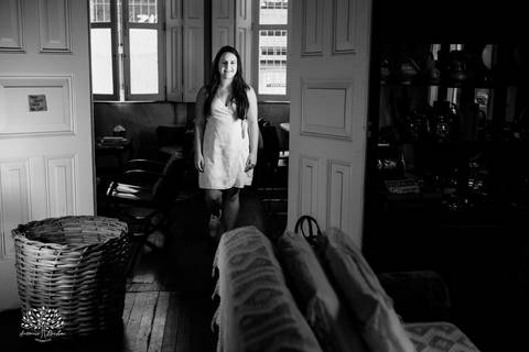 ensaio - pré-festa - 15 anos - debutante - Maitê - café Cúrcuma - risos - personalidade - Monte Bonito - raízes - essência - família - verdade - conexão - momentos únicos - preparação - festa - confiança - carinho - Antonio Rocha Fotografias'