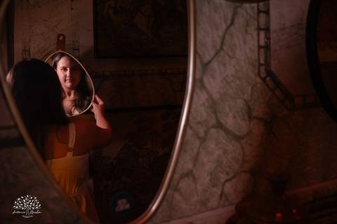 ensaio - pré-festa - 15 anos - debutante - Maitê - café Cúrcuma - risos - personalidade - Monte Bonito - raízes - essência - família - verdade - conexão - momentos únicos - preparação - festa - confiança - carinho - Antonio Rocha Fotografias'