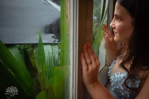 ensaio - pré-festa - 15 anos - debutante - Maitê - café Cúrcuma - risos - personalidade - Monte Bonito - raízes - essência - família - verdade - conexão - momentos únicos - preparação - festa - confiança - carinho - Antonio Rocha Fotografias'