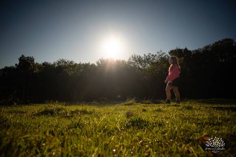 ensaio - pré-festa - 15 anos - debutante - Maitê - café Cúrcuma - risos - personalidade - Monte Bonito - raízes - essência - família - verdade - conexão - momentos únicos - preparação - festa - confiança - carinho - Antonio Rocha Fotografias'