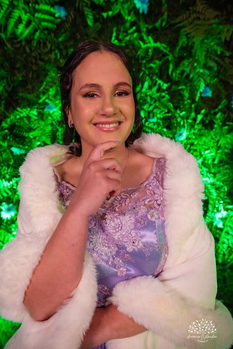 Maitê-15 anos - Festa de 15 anos - Debutante - Monte Bonito - Quinze de Julho - Aniversário de 15 - Valsa - Pelotas - Antonio Rocha Fotografias - Troca de vestido - making of - alstar - penteado de 15 anos - Maquiagem para 15 anos - fotografo de 15 anos'