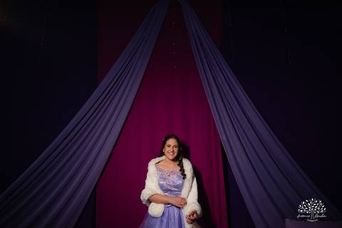 Maitê-15 anos - Festa de 15 anos - Debutante - Monte Bonito - Quinze de Julho - Aniversário de 15 - Valsa - Pelotas - Antonio Rocha Fotografias - Troca de vestido - making of - alstar - penteado de 15 anos - Maquiagem para 15 anos - fotografo de 15 anos'