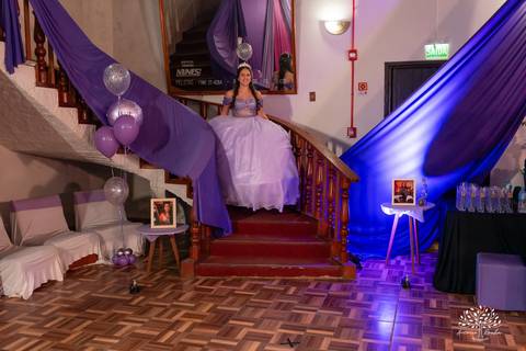 Maitê-15 anos - Festa de 15 anos - Debutante - Monte Bonito - Quinze de Julho - Aniversário de 15 - Valsa - Pelotas - Antonio Rocha Fotografias - Troca de vestido - making of - alstar - penteado de 15 anos - Maquiagem para 15 anos - fotografo de 15 anos'