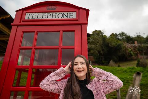 ensaio de 15 anos - fotografia de debutante - Ana Julia - violão José Bezerra - chácara da família Fiss - vestido de princesa - fotos de 15 anos - Antonio Rocha Fotografias -  memórias de 15 anos - sessão de fotos - Pelotas - Ensaio Externo - Cabine'
