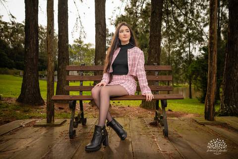 ensaio de 15 anos - fotografia de debutante - Ana Julia - violão José Bezerra - chácara da família Fiss - vestido de princesa - fotos de 15 anos - Antonio Rocha Fotografias -  memórias de 15 anos - sessão de fotos - Pelotas - Ensaio Externo - Cabine'