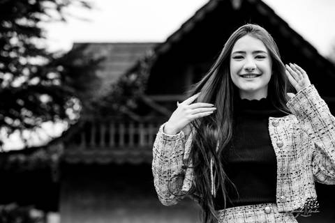 ensaio de 15 anos - fotografia de debutante - Ana Julia - violão José Bezerra - chácara da família Fiss - vestido de princesa - fotos de 15 anos - Antonio Rocha Fotografias -  memórias de 15 anos - sessão de fotos - Pelotas - Ensaio Externo - Cabine'