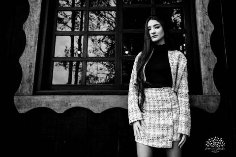 ensaio de 15 anos - fotografia de debutante - Ana Julia - violão José Bezerra - chácara da família Fiss - vestido de princesa - fotos de 15 anos - Antonio Rocha Fotografias -  memórias de 15 anos - sessão de fotos - Pelotas - Ensaio Externo - Cabine'