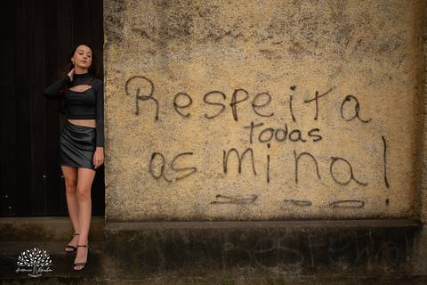 Ensaio de 15 anos - Antonielly - São Lourenço do Sul - Consulado do Grêmio - Fotografia de debutante - Fotógrafo Antonio Rocha - Paixão por futebol - Praia de São Lourenço - Debutante - Ensaio na praia - Ensaio de 15 anos - Pelotas - Camisa time - 15 anos'