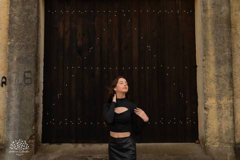 Ensaio de 15 anos - Antonielly - São Lourenço do Sul - Consulado do Grêmio - Fotografia de debutante - Fotógrafo Antonio Rocha - Paixão por futebol - Praia de São Lourenço - Debutante - Ensaio na praia - Ensaio de 15 anos - Pelotas - Camisa time - 15 anos'