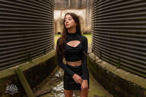 Ensaio de 15 anos - Antonielly - São Lourenço do Sul - Consulado do Grêmio - Fotografia de debutante - Fotógrafo Antonio Rocha - Paixão por futebol - Praia de São Lourenço - Debutante - Ensaio na praia - Ensaio de 15 anos - Pelotas - Camisa time - 15 anos'