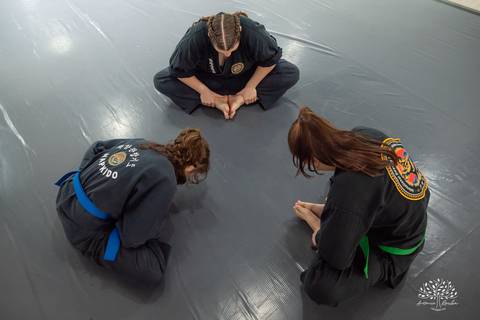 ensaio 15 anos - fotografia de 15 anos - Ana Carolina - personalidade forte - hapkido - ensaio personalizado - Antonio Rocha Fotografias - Cafeteria do Engenho - fotos com amigos - fotos de família – Pelotas – Antonio Rocha Fotografias - Debutante'