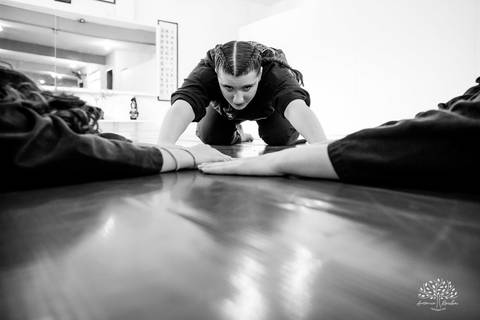 ensaio 15 anos - fotografia de 15 anos - Ana Carolina - personalidade forte - hapkido - ensaio personalizado - Antonio Rocha Fotografias - Cafeteria do Engenho - fotos com amigos - fotos de família – Pelotas – Antonio Rocha Fotografias - Debutante'