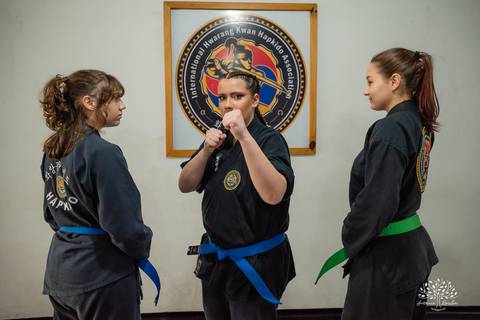 ensaio 15 anos - fotografia de 15 anos - Ana Carolina - personalidade forte - hapkido - ensaio personalizado - Antonio Rocha Fotografias - Cafeteria do Engenho - fotos com amigos - fotos de família – Pelotas – Antonio Rocha Fotografias - Debutante'