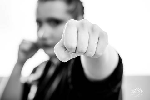 ensaio 15 anos - fotografia de 15 anos - Ana Carolina - personalidade forte - hapkido - ensaio personalizado - Antonio Rocha Fotografias - Cafeteria do Engenho - fotos com amigos - fotos de família – Pelotas – Antonio Rocha Fotografias - Debutante'