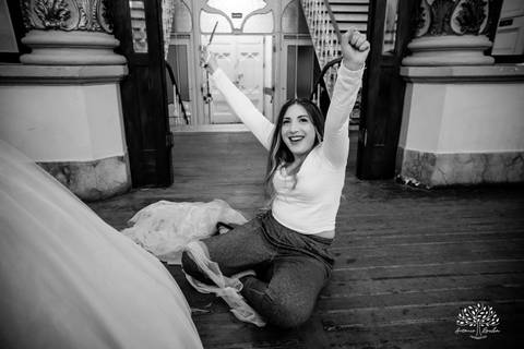 festa - 15 anos - Ana Julia - debutante - vestido - escadaria - Aleluia - dança - celebração - família - amigos - cliques - presentes - emoção - carinho - Antonio Rocha Fotografias – Pelotas – Clube Caixeral - Debutante Cantora - Violão'