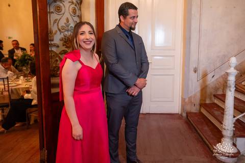 festa - 15 anos - Ana Julia - debutante - vestido - escadaria - Aleluia - dança - celebração - família - amigos - cliques - presentes - emoção - carinho - Antonio Rocha Fotografias – Pelotas – Clube Caixeral - Debutante Cantora - Violão'