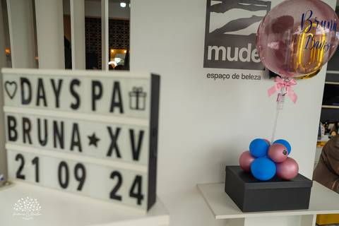 15 anos - Bruna - celebração - Day Spa - família - amigos - mesa de doces - emoções - dança - valsa - homenagens - festa - Antonio Rocha Fotografias - Fazenda do Sobrado - São Lourenço do Sul - Pelotas - Dj Guilherme - Vestido Debutante - Fotografia de 15'