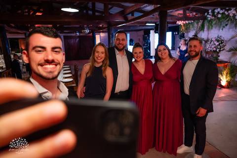 15 anos - Bruna - celebração - Day Spa - família - amigos - mesa de doces - emoções - dança - valsa - homenagens - festa - Antonio Rocha Fotografias - Fazenda do Sobrado - São Lourenço do Sul - Pelotas - Dj Guilherme - Vestido Debutante - Fotografia de 15'