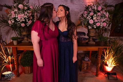 15 anos - Bruna - celebração - Day Spa - família - amigos - mesa de doces - emoções - dança - valsa - homenagens - festa - Antonio Rocha Fotografias - Fazenda do Sobrado - São Lourenço do Sul - Pelotas - Dj Guilherme - Vestido Debutante - Fotografia de 15'