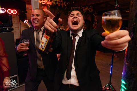 15 anos - Bruna - celebração - Day Spa - família - amigos - mesa de doces - emoções - dança - valsa - homenagens - festa - Antonio Rocha Fotografias - Fazenda do Sobrado - São Lourenço do Sul - Pelotas - Dj Guilherme - Vestido Debutante - Fotografia de 15'