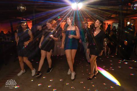 15 anos - Bruna - celebração - Day Spa - família - amigos - mesa de doces - emoções - dança - valsa - homenagens - festa - Antonio Rocha Fotografias - Fazenda do Sobrado - São Lourenço do Sul - Pelotas - Dj Guilherme - Vestido Debutante - Fotografia de 15'