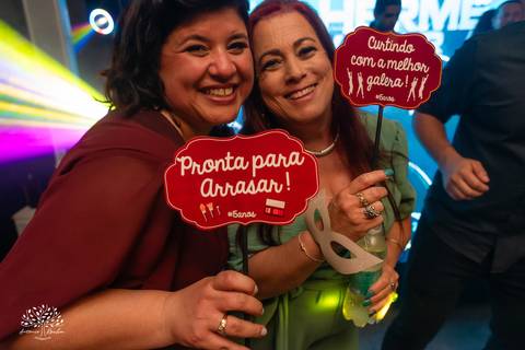 15 anos - Bruna - celebração - Day Spa - família - amigos - mesa de doces - emoções - dança - valsa - homenagens - festa - Antonio Rocha Fotografias - Fazenda do Sobrado - São Lourenço do Sul - Pelotas - Dj Guilherme - Vestido Debutante - Fotografia de 15'