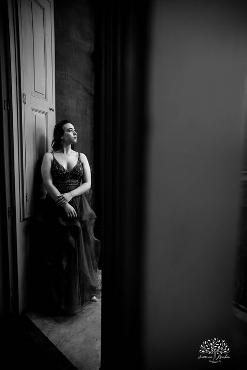 ensaios de 15 anos - fotografia de debutante - Museu do Doce - Pelotas - fotografia de aniversário - ensaio fotográfico personalizado - arquitetura histórica - luz natural - fotografia emocional - Antonio Rocha Fotografias - ensaio marcante- Quinze Anos'