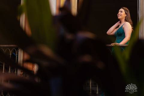 ensaios de 15 anos - fotografia de debutante - Museu do Doce - Pelotas - fotografia de aniversário - ensaio fotográfico personalizado - arquitetura histórica - luz natural - fotografia emocional - Antonio Rocha Fotografias - ensaio marcante- Quinze Anos'