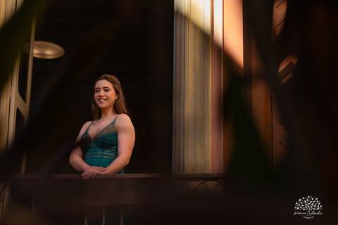 ensaios de 15 anos - fotografia de debutante - Museu do Doce - Pelotas - fotografia de aniversário - ensaio fotográfico personalizado - arquitetura histórica - luz natural - fotografia emocional - Antonio Rocha Fotografias - ensaio marcante- Quinze Anos'