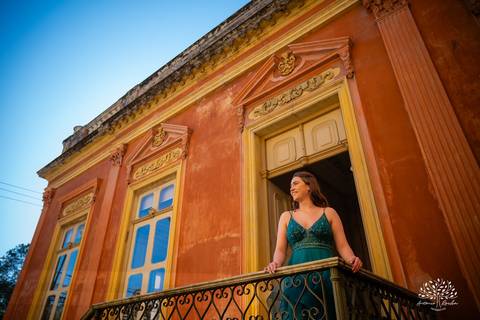 ensaios de 15 anos - fotografia de debutante - Museu do Doce - Pelotas - fotografia de aniversário - ensaio fotográfico personalizado - arquitetura histórica - luz natural - fotografia emocional - Antonio Rocha Fotografias - ensaio marcante- Quinze Anos'