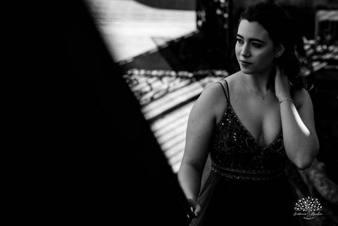 ensaios de 15 anos - fotografia de debutante - Museu do Doce - Pelotas - fotografia de aniversário - ensaio fotográfico personalizado - arquitetura histórica - luz natural - fotografia emocional - Antonio Rocha Fotografias - ensaio marcante- Quinze Anos'